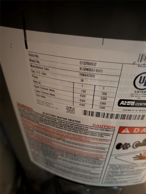 2301 Springmere Drive Arlington, TX 76012 - Photo 30 of 34 a view of entryway