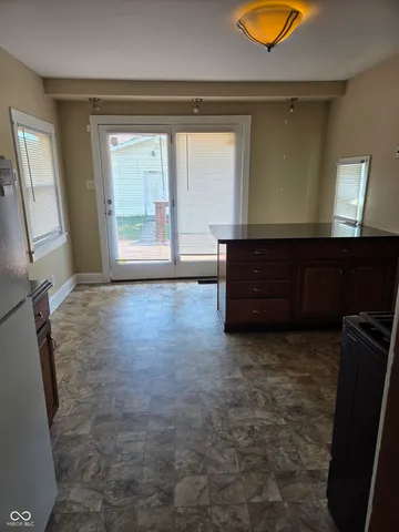 $1,350 | 2927 Winthrop Avenue, Indianapolis, IN 46205