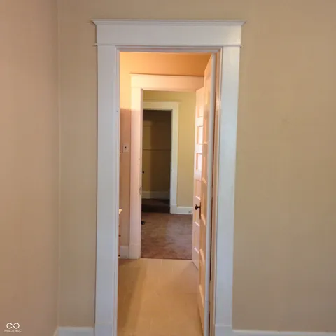 $1,350 | 2927 Winthrop Avenue, Indianapolis, IN 46205