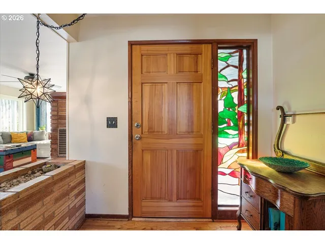 $324,900 | 760 Birch Street, Sweet Home, OR 97386