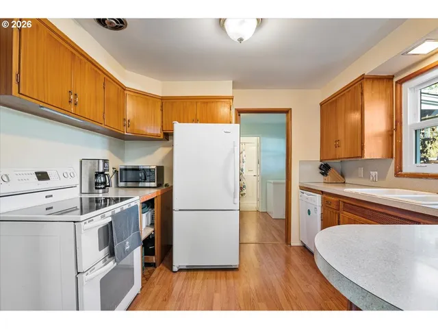 $324,900 | 760 Birch Street, Sweet Home, OR 97386