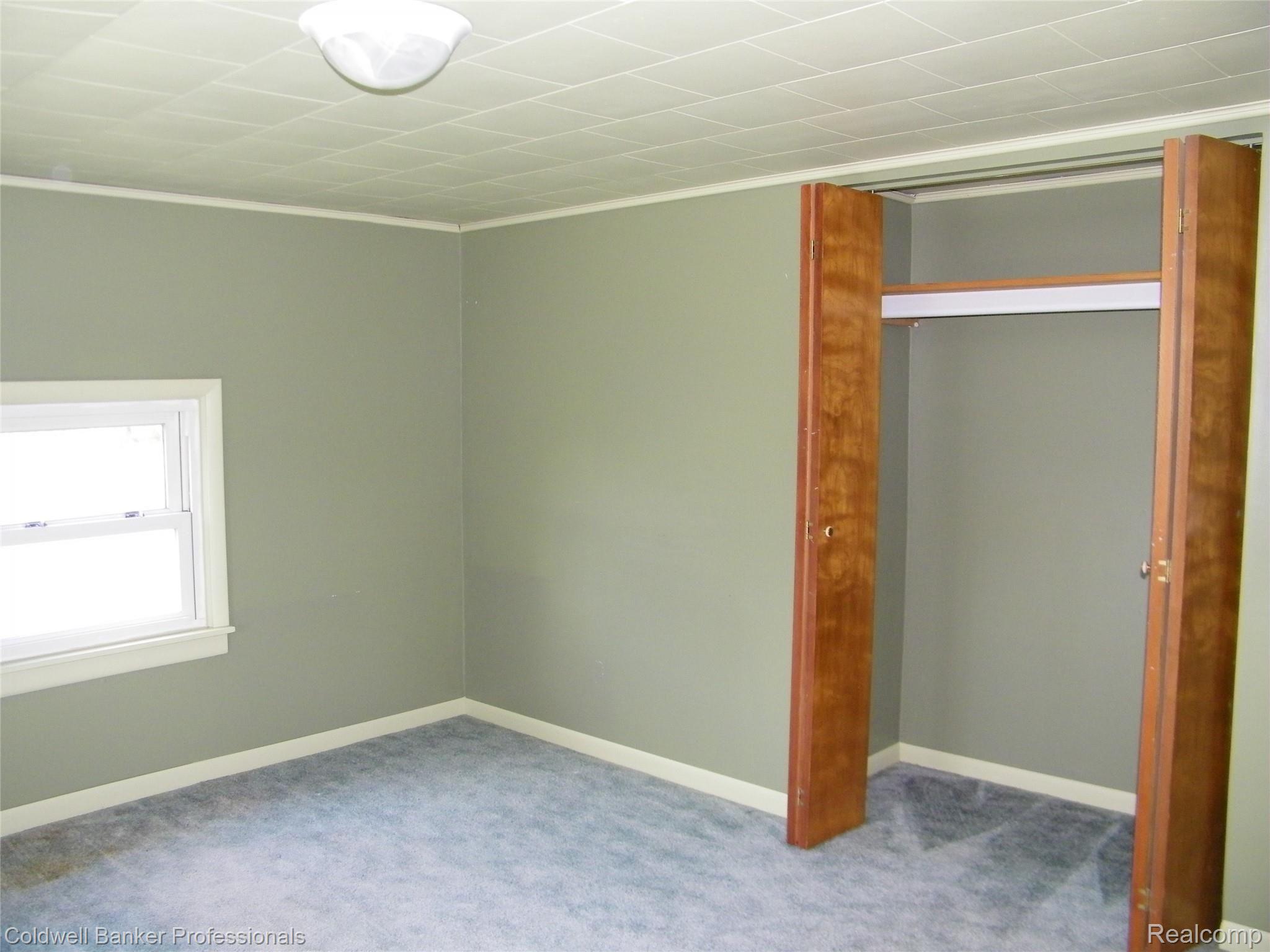 5740 East Burnside Road North Branch, MI 48461 - Photo 30 of 33 102_0339.JPG