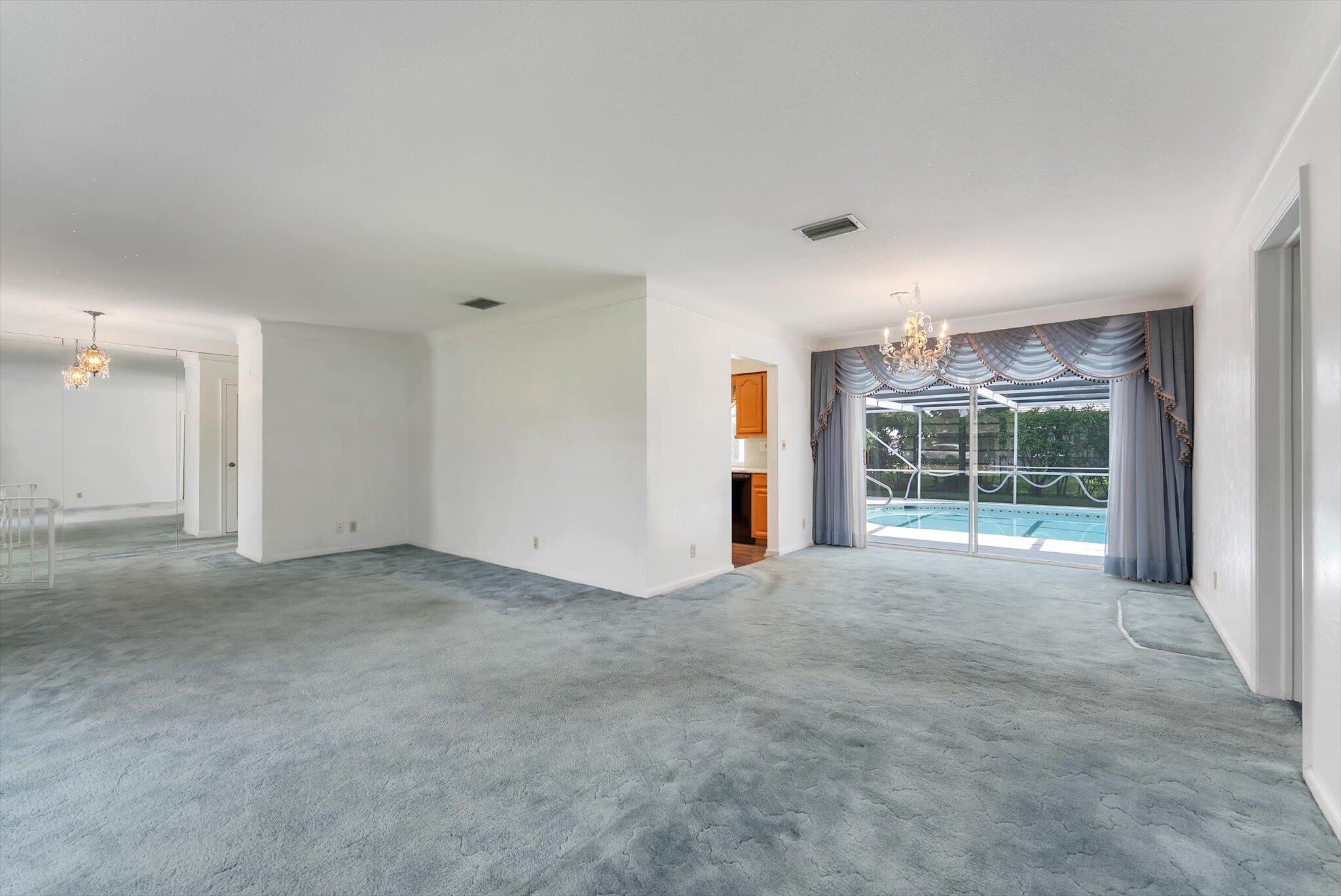 1937 Park Place Boca Raton, FL 33486 - Photo 11 of 28 1937 liv din