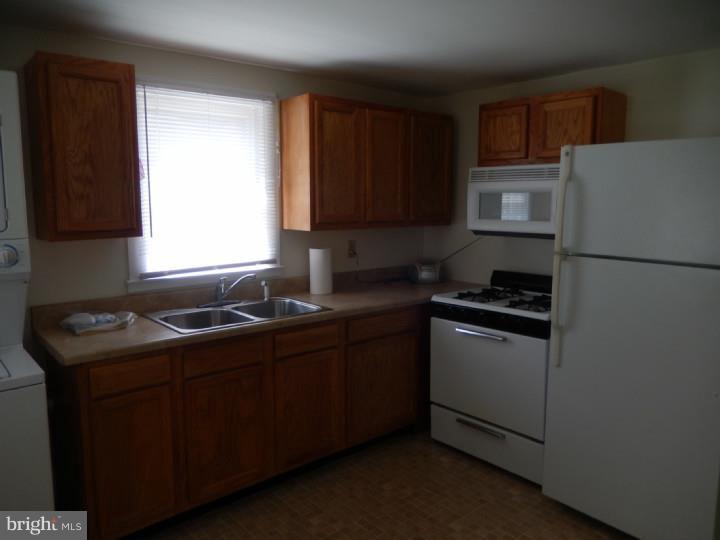 91 North Halsey Road Dover, DE 19901 - Photo 4 of 12 Kitchen