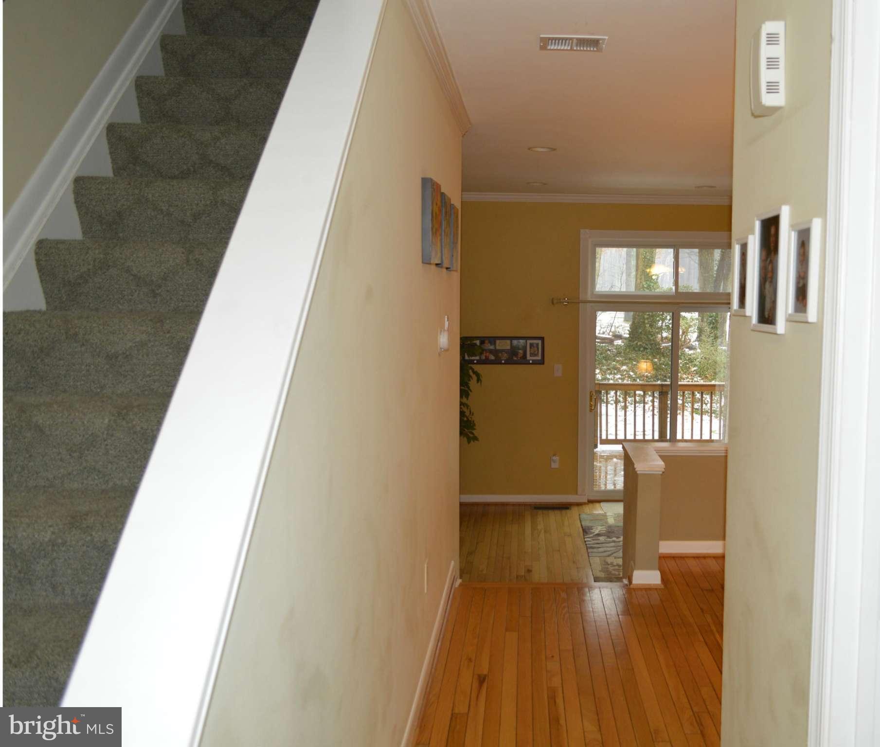 2013 Golf Course Drive Reston, VA 20191 - Photo 9 of 30 Interior (General)