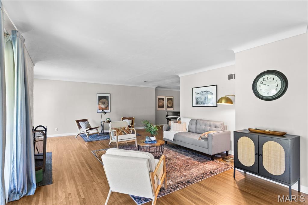 11546 Conway Road St. Louis, MO 63131 - Photo 10 of 38 Gallery Image 10