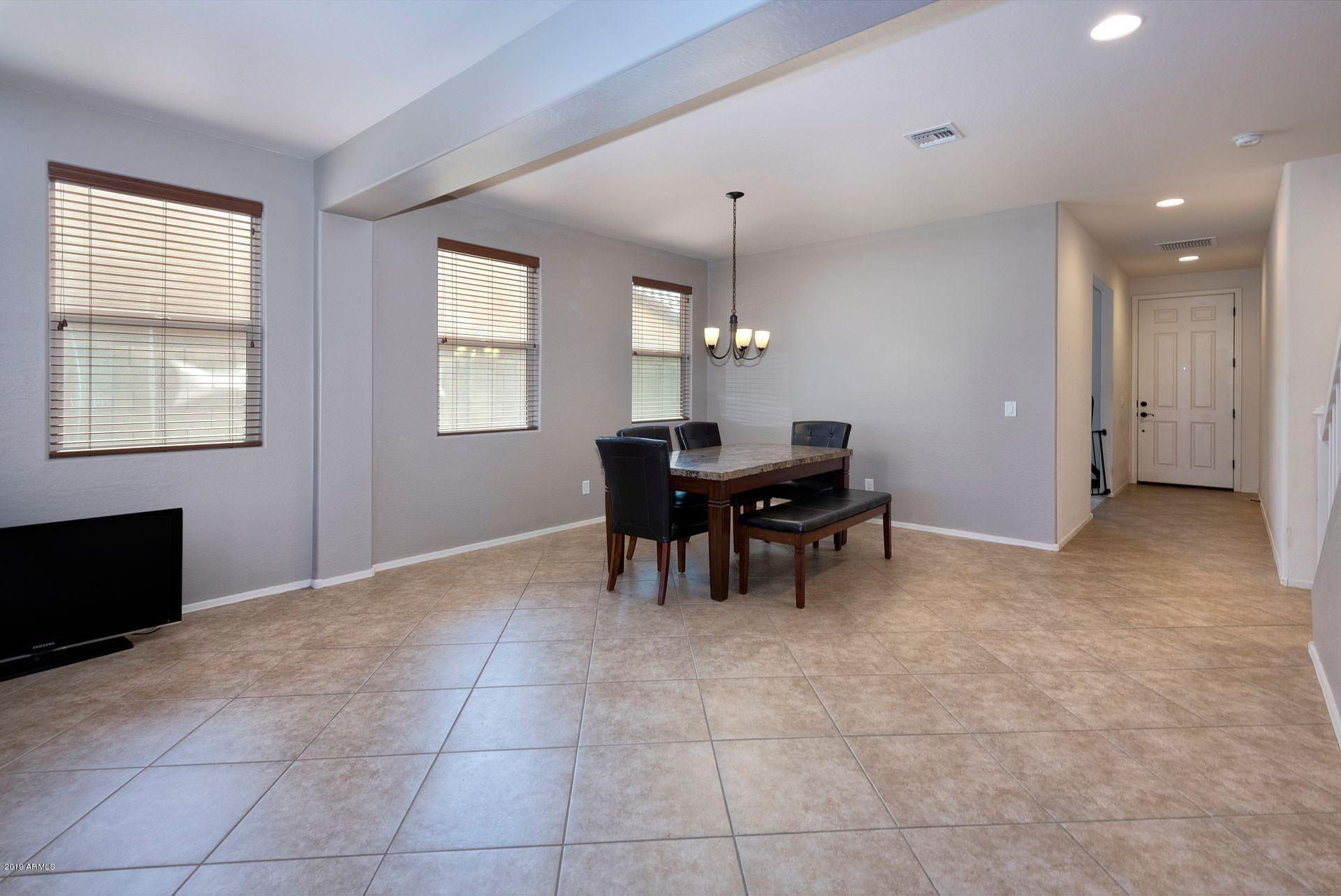 2436 West Beverly Rd. Phoenix, AZ 85041 - Photo 15 of 25 7