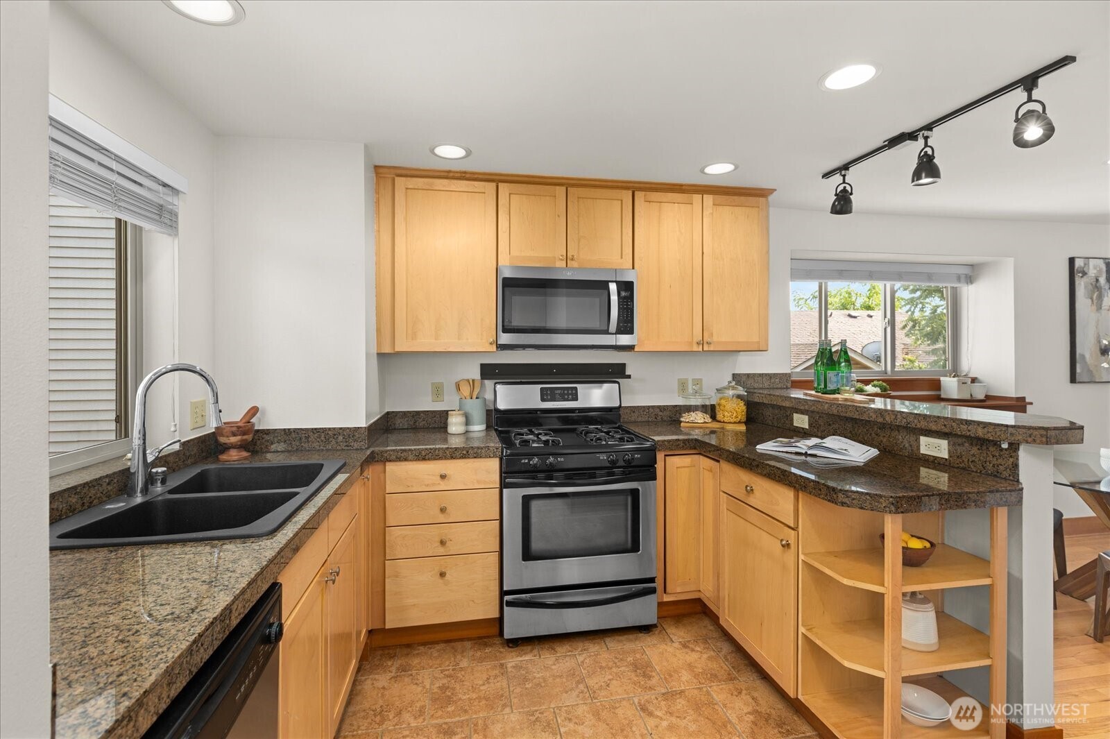 741 North 94th Street, Unit C Seattle, WA 98103 - Photo 11 of 26 Gallery Image 11
