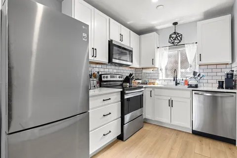 $389,000 | 549 Adams Street, Unit 4, Boston, MA 02122