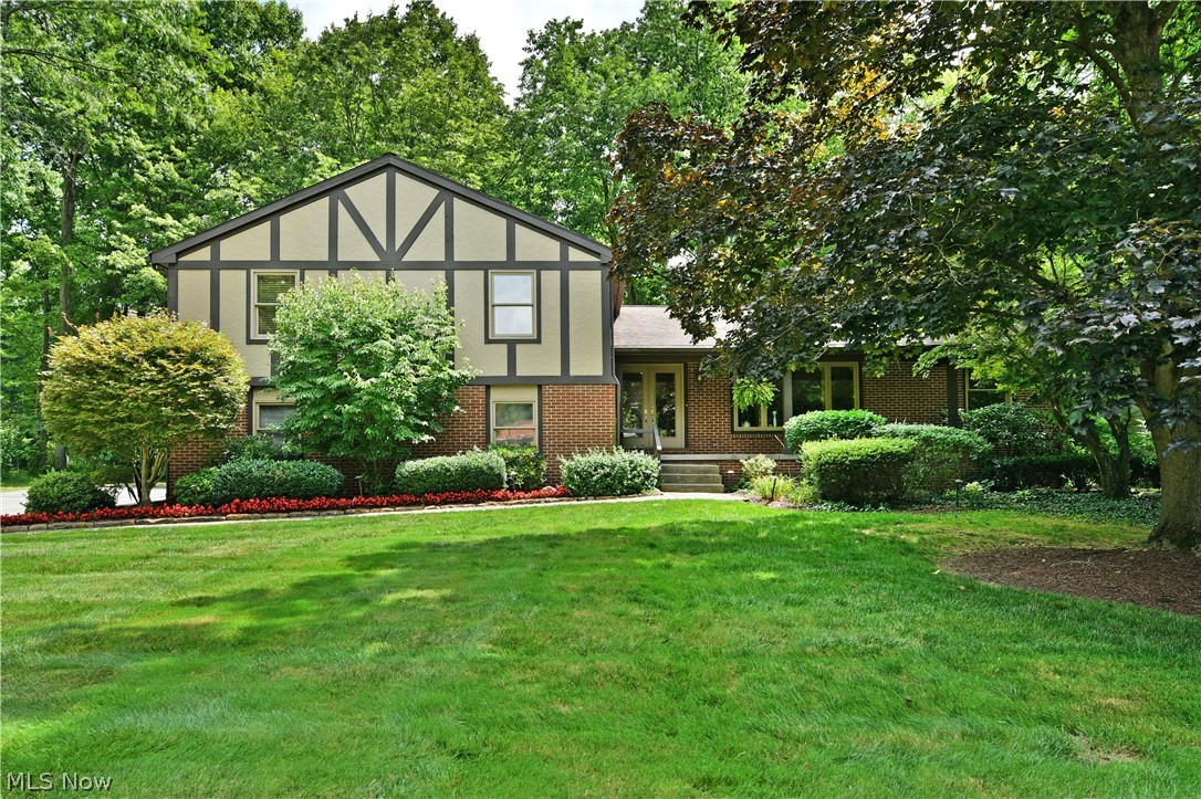 5597 Engleton Lane Girard, OH 44420 - Photo 1 of 50 Gallery Image 1
