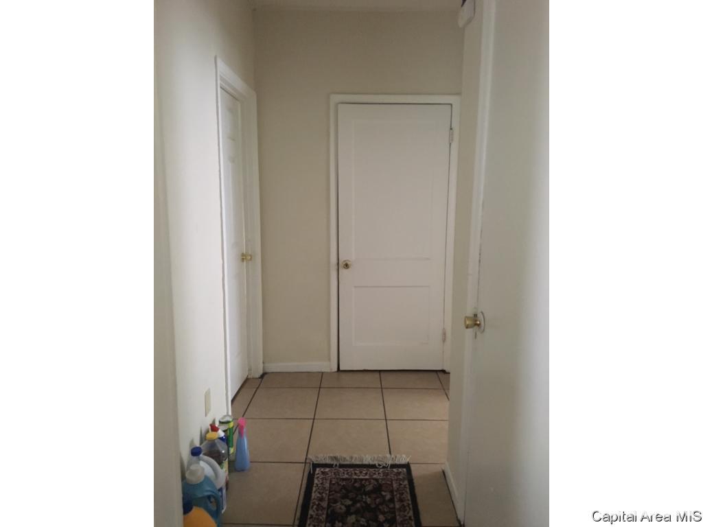 1011 South 12th Street Springfield, IL 62703 - Photo 5 of 10