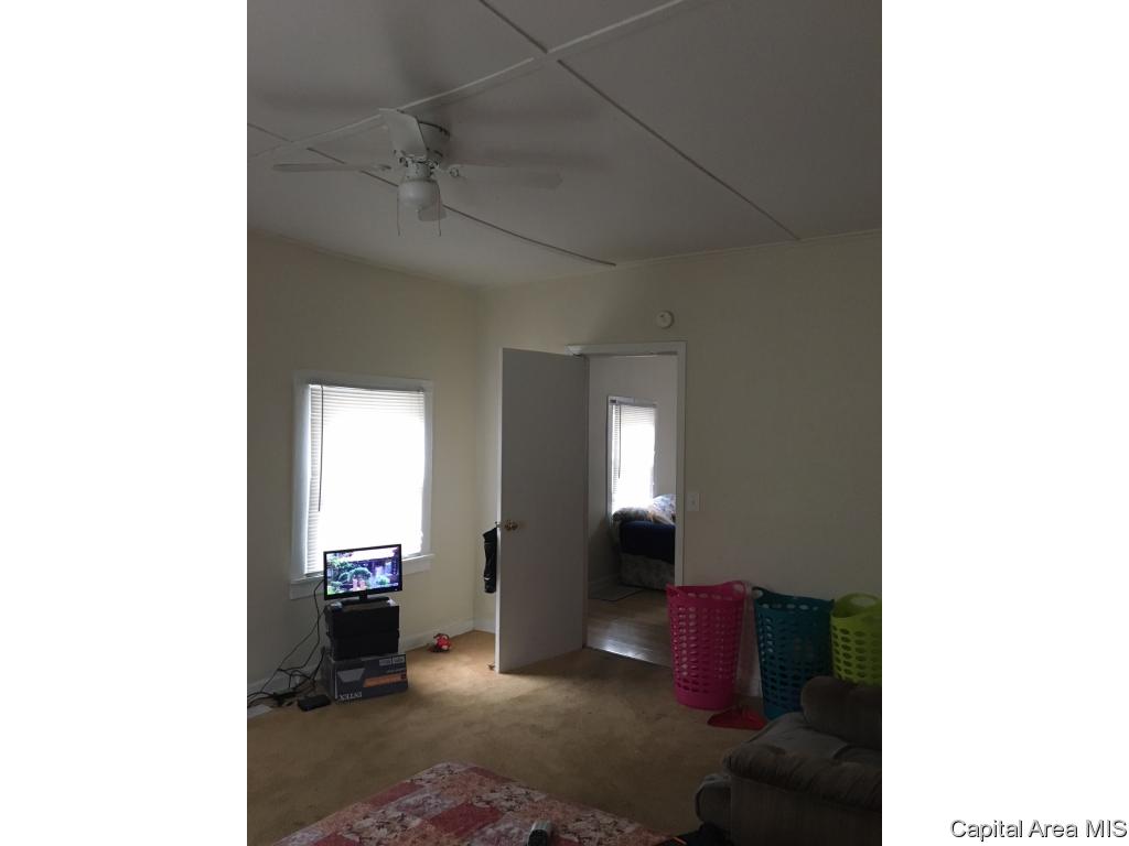 1011 South 12th Street Springfield, IL 62703 - Photo 7 of 10