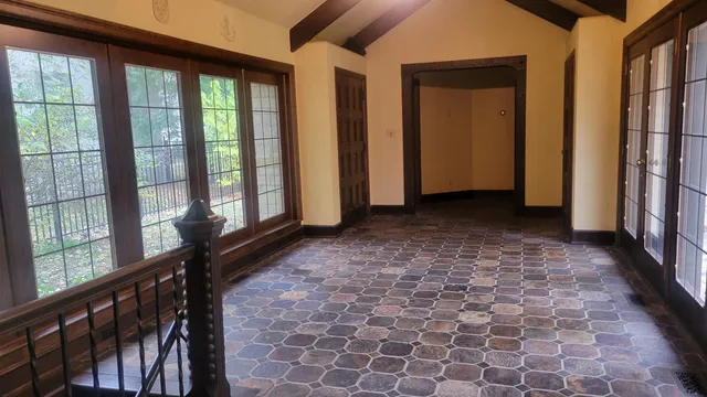 $615,000 | 1101 South Monroe Avenue, Green Bay, WI 54301