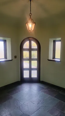 $615,000 | 1101 South Monroe Avenue, Green Bay, WI 54301