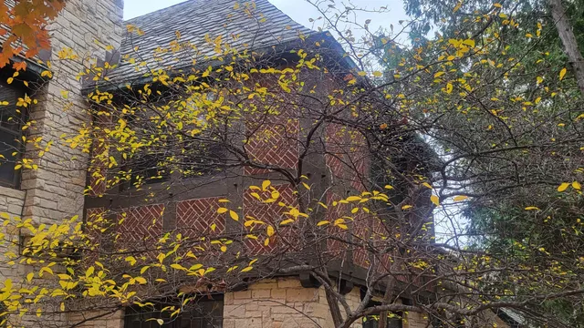 $615,000 | 1101 South Monroe Avenue, Green Bay, WI 54301