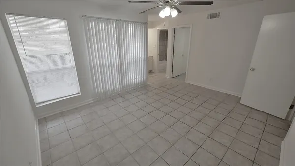 $109,000 | 781 Country Pl Drive, Unit 1061, Houston, TX 77079