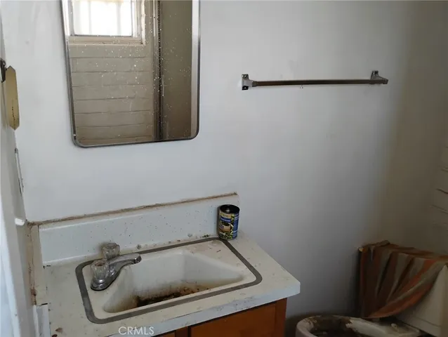 $299,000 | 48444 Memorial Drive, Newberry Springs, CA 92365