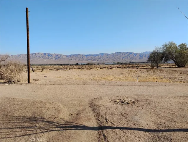 $299,000 | 48444 Memorial Drive, Newberry Springs, CA 92365