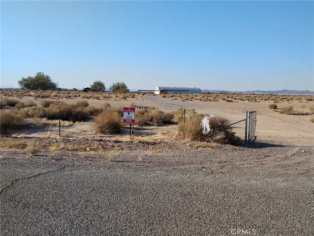 $299,000 | 48444 Memorial Drive, Newberry Springs, CA 92365