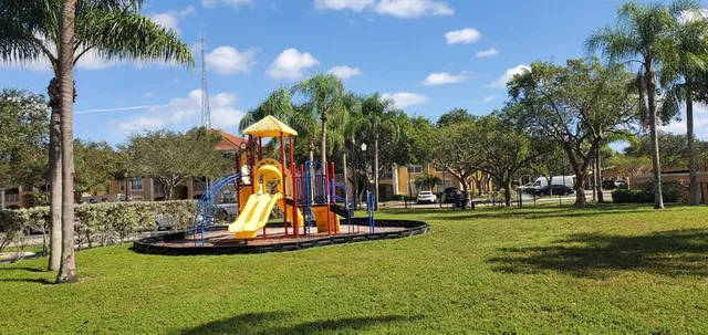 $2,200 | 5620 Northwest 61st Street, Unit 1207, Coconut Creek, FL 33073