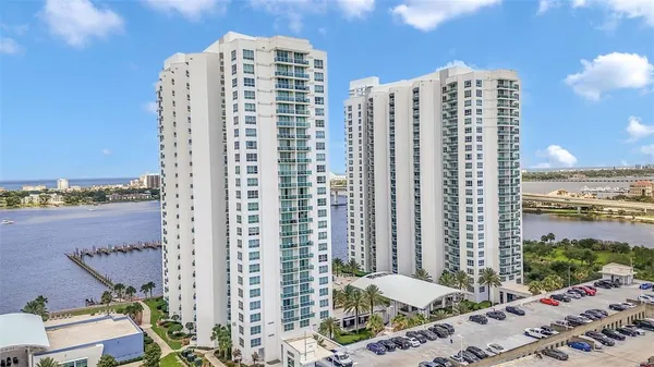 $379,900 | 241 Riverside Drive, Unit 1806, Daytona Beach, FL 32117