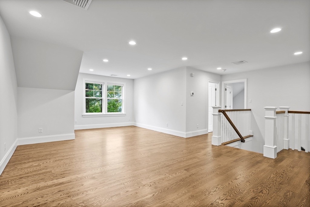 25 Flintlock Road Lexington, MA 02420 - Photo 18 of 26