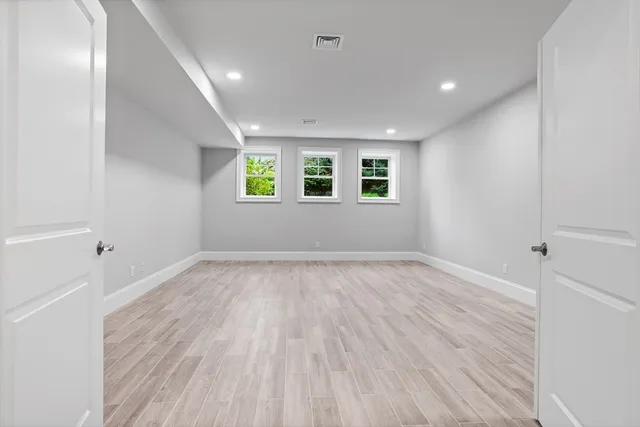 $3,585,000 | 25 Flintlock Road, Lexington, MA 02420