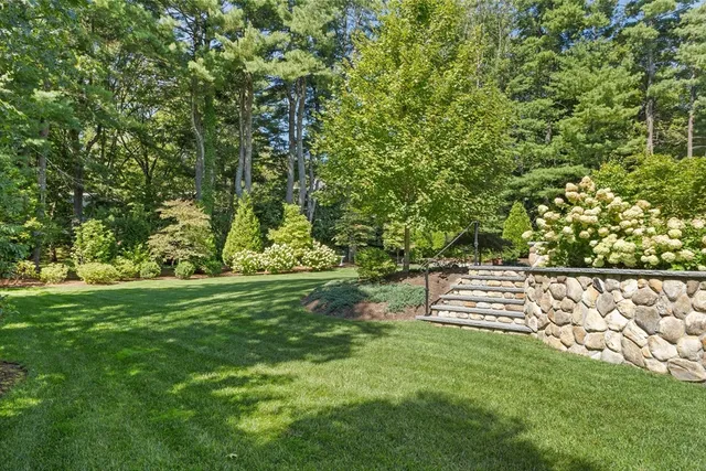 $3,585,000 | 25 Flintlock Road, Lexington, MA 02420