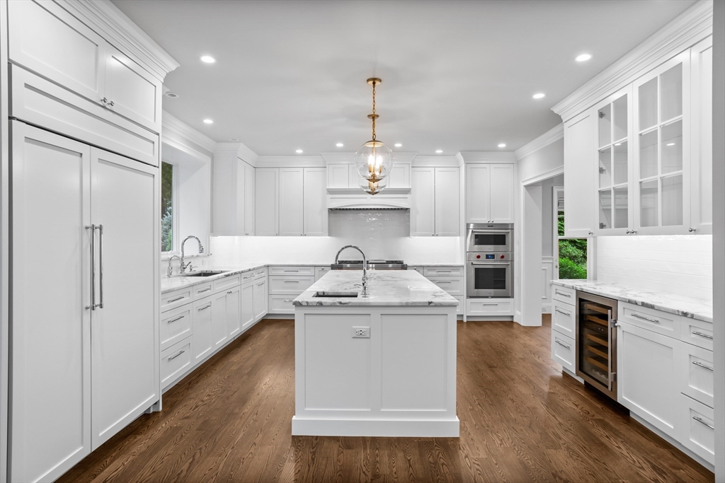 25 Flintlock Road Lexington, MA 02420 - Photo 3 of 26