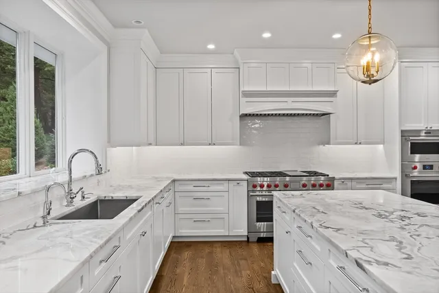 $3,585,000 | 25 Flintlock Road, Lexington, MA 02420