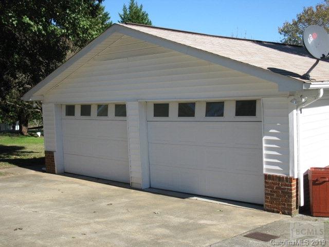 137 Shuffler Road Morganton, NC 28655 - Photo 11 of 39 Gallery Image 11