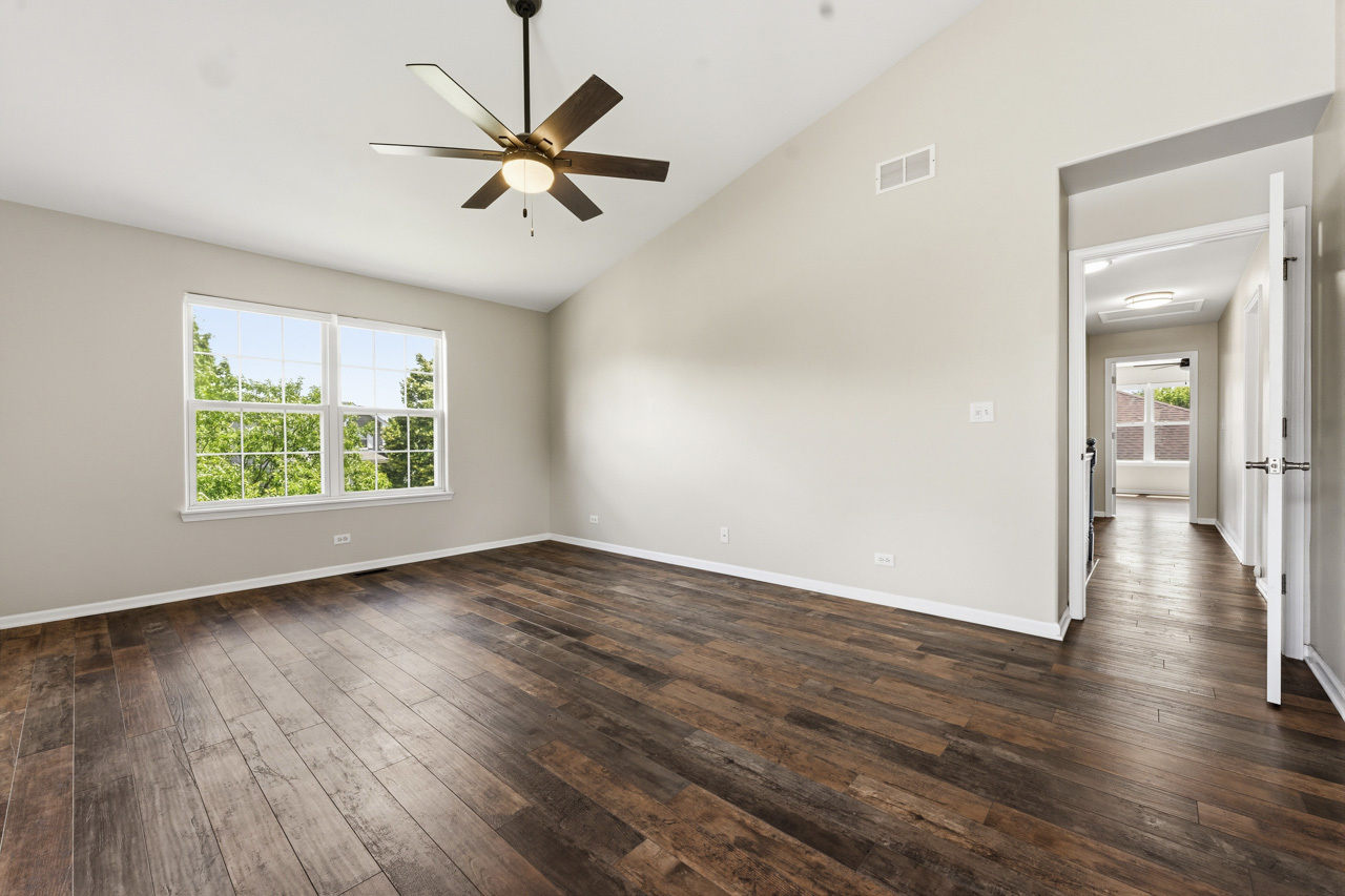 32804 Bending Creek Road Lakemoor, IL 60051 - Photo 25 of 46
