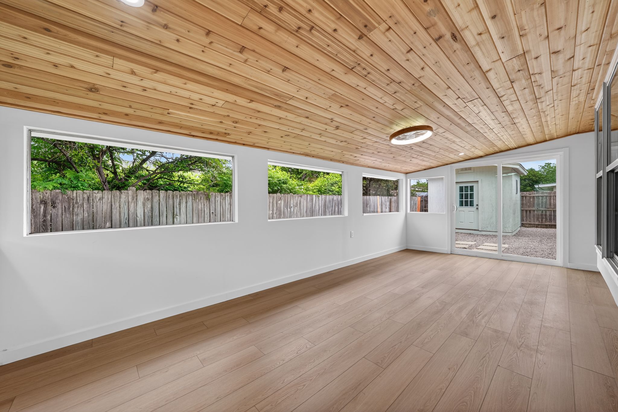 6804 Meadow Run Austin, TX 78745 - Photo 26 of 34 This room features a wood plank ceiling and light-toned flooring
