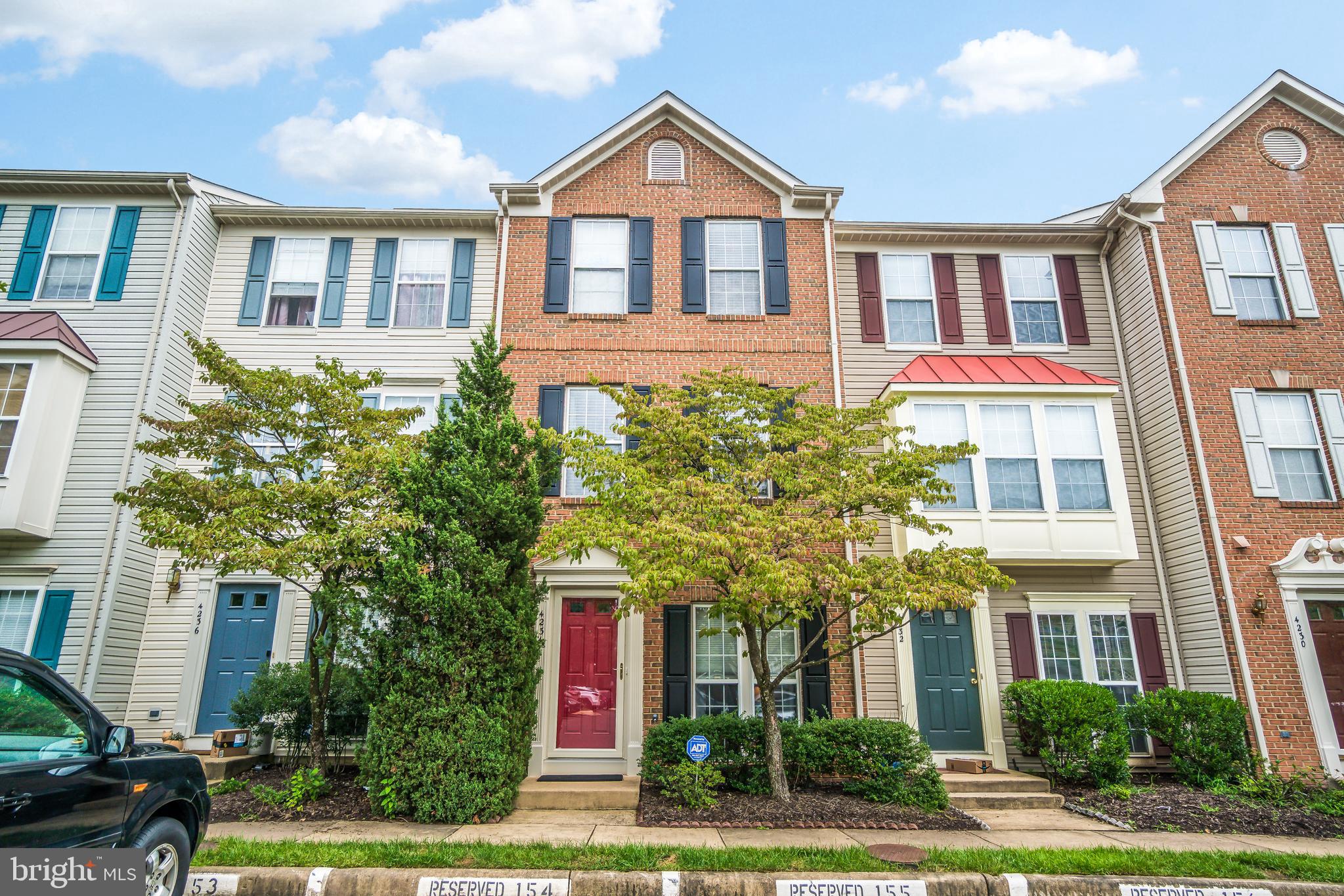 4234 Wheeled Caisson Square, Fairfax, VA 22033 Compass