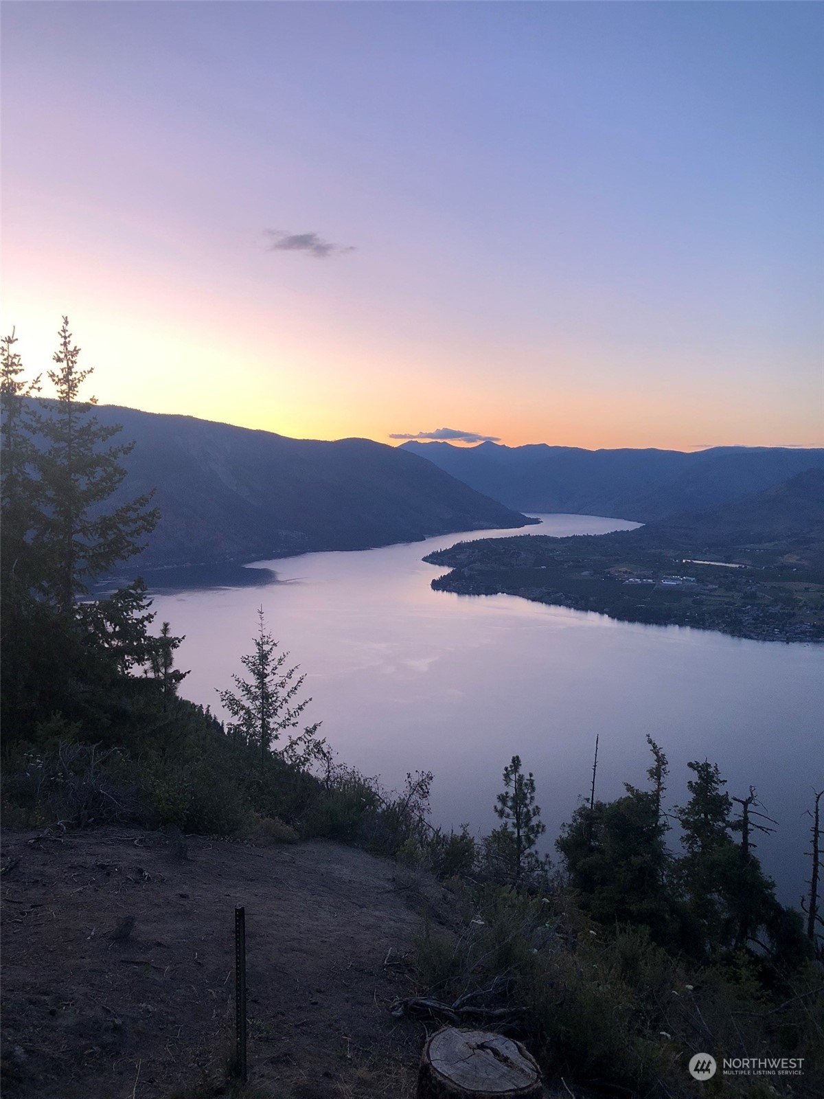 2650 South Lakeshore Road Chelan, WA 98816 - Photo 13 of 13 a view of lake and mountain