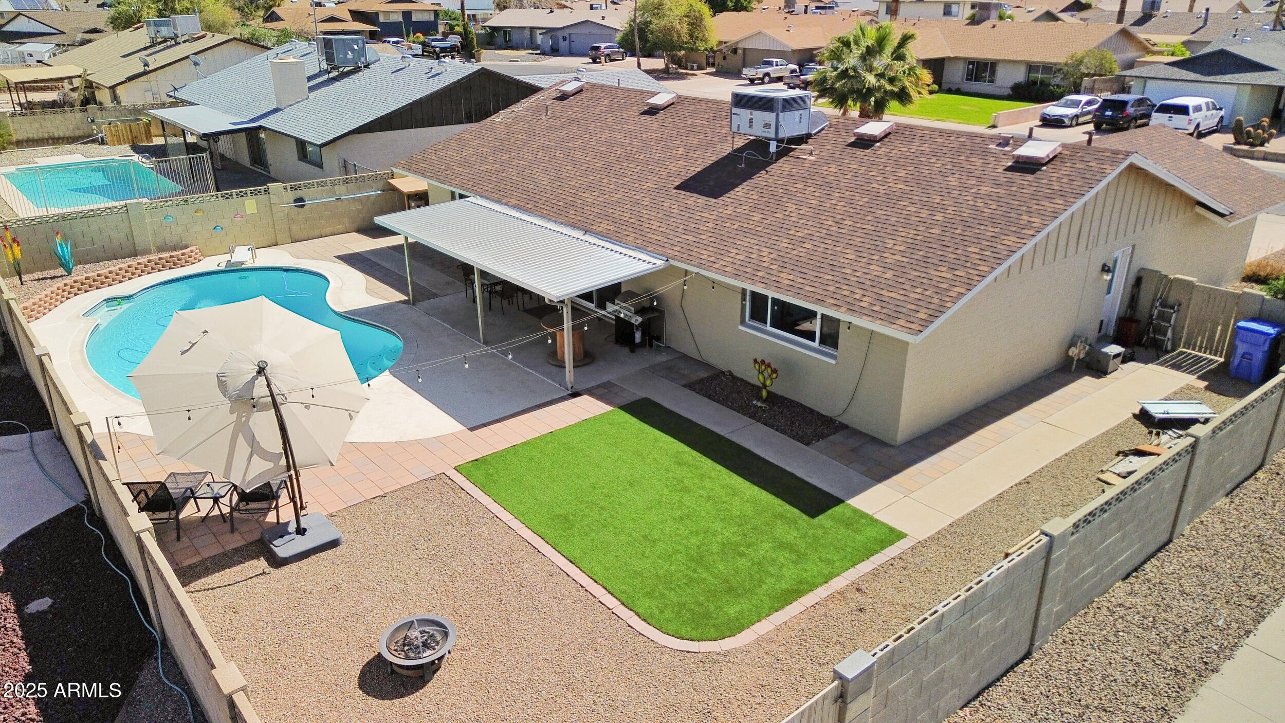 3640 West Redfield Road Phoenix, AZ 85053 - Photo 2 of 21 Redfield