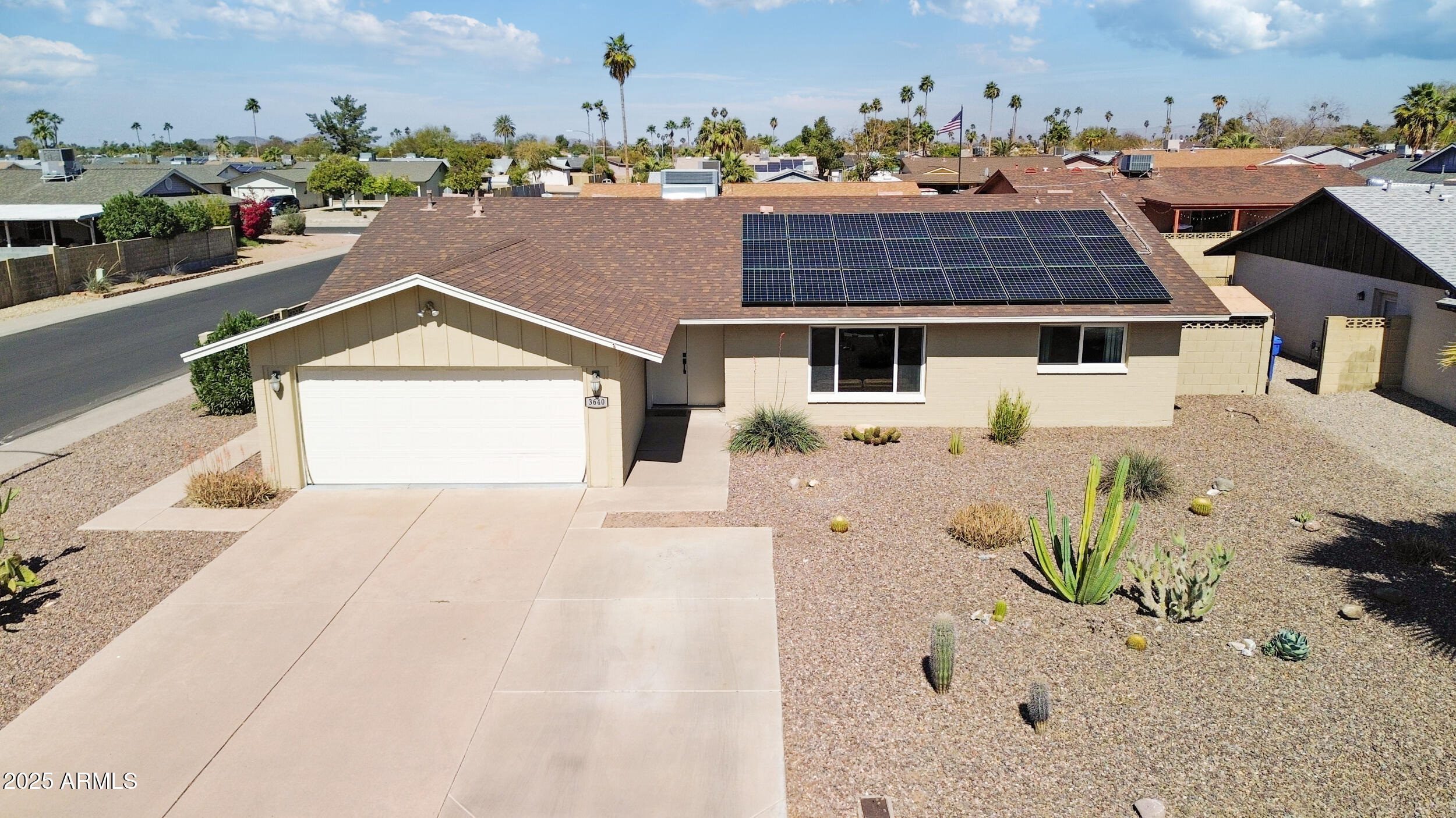 3640 West Redfield Road Phoenix, AZ 85053 - Photo 3 of 21 Redfield