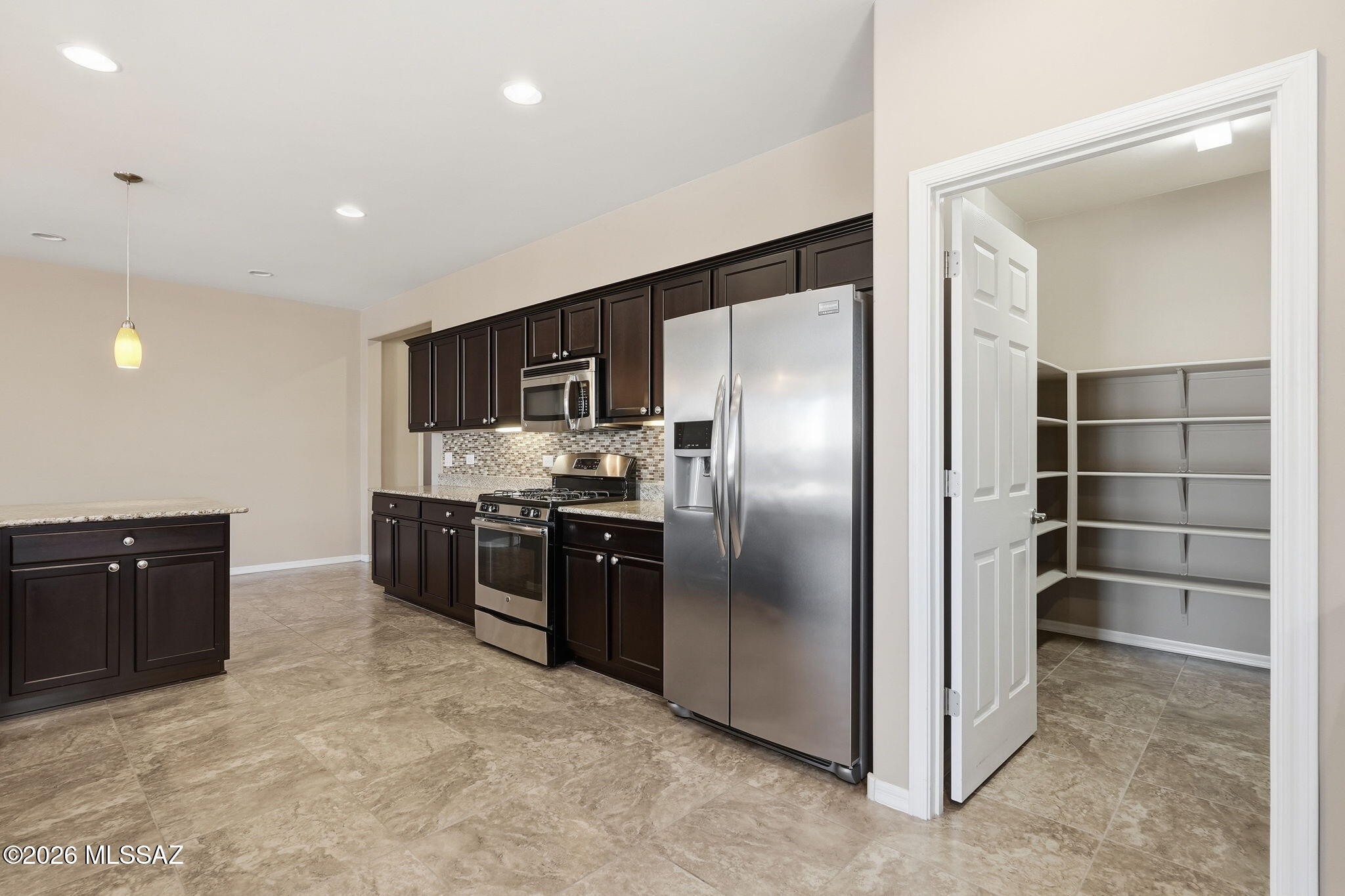 39054 South Running Roses Lane Tucson, AZ 85739 - Photo 19 of 44