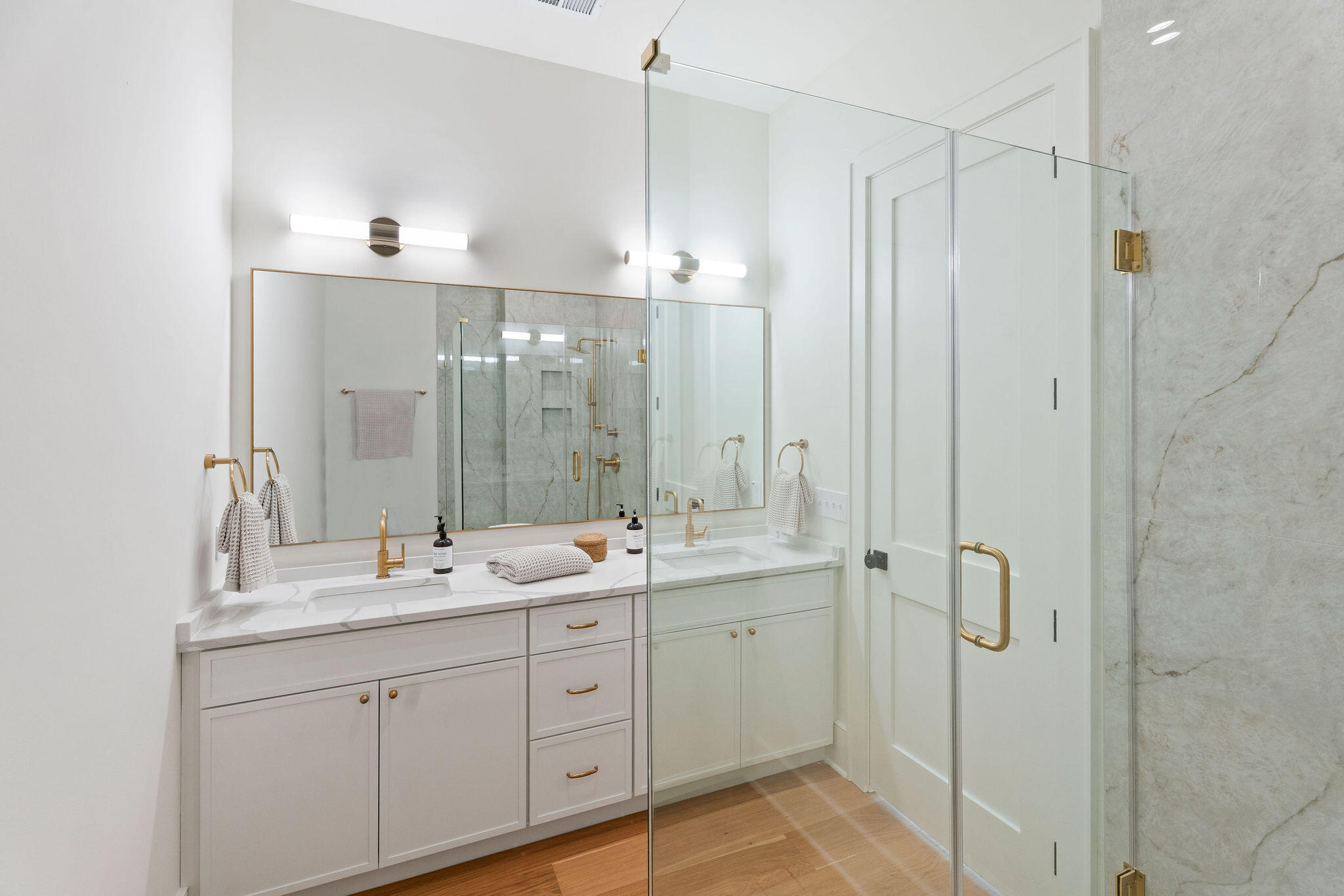 2 F Street Charleston, SC 29403 - Photo 16 of 28 DSC05049