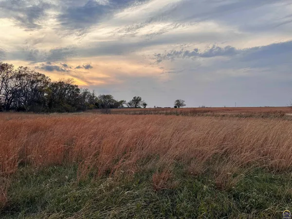 $110,000 | 455 27th Road, Lebo, KS 66856