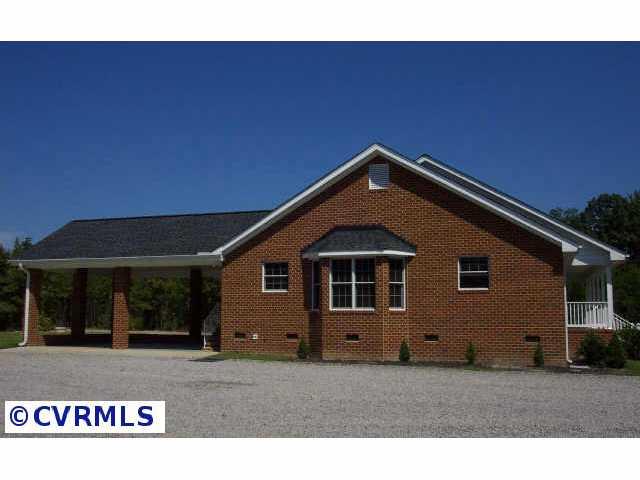 17020 Fox Branch Road Carson, VA 23830 - Photo 3 of 10