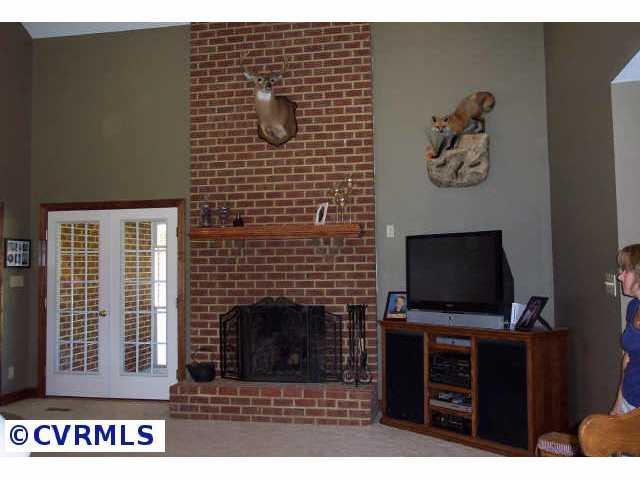 17020 Fox Branch Road Carson, VA 23830 - Photo 8 of 10