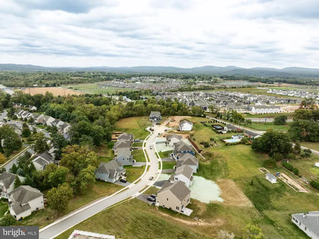 $606,950 | 100 Lark Meadows Drive, Unit COVINGTON, Mechanicsburg, PA 17055