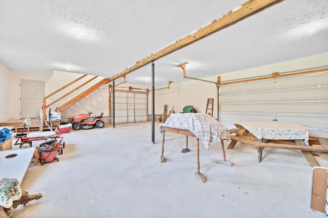 $495,000 | 3639 West Us Highway, Holton, IN 47023