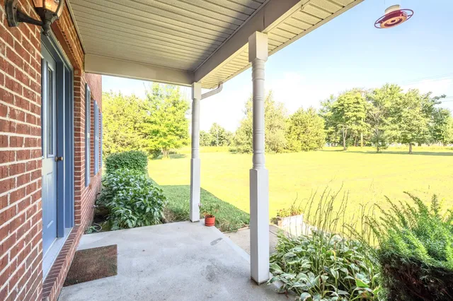 $495,000 | 3639 West Us Highway, Holton, IN 47023