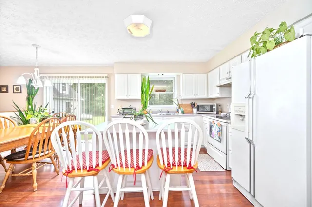 $495,000 | 3639 West Us Highway, Holton, IN 47023