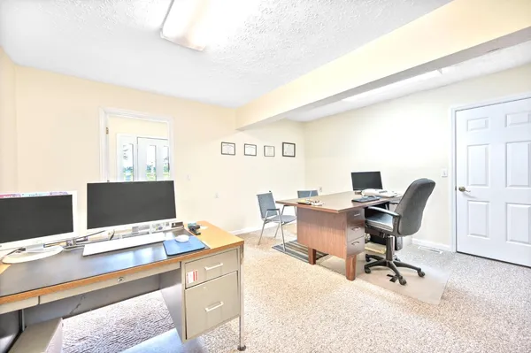 $495,000 | 3639 West Us Highway, Holton, IN 47023