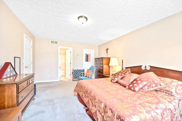 $495,000 | 3639 West Us Highway, Holton, IN 47023