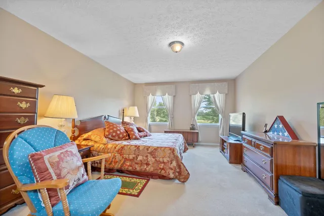 $495,000 | 3639 West Us Highway, Holton, IN 47023