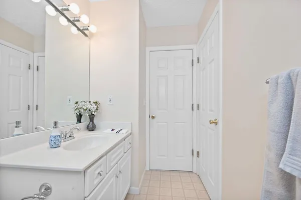 $495,000 | 3639 West Us Highway, Holton, IN 47023